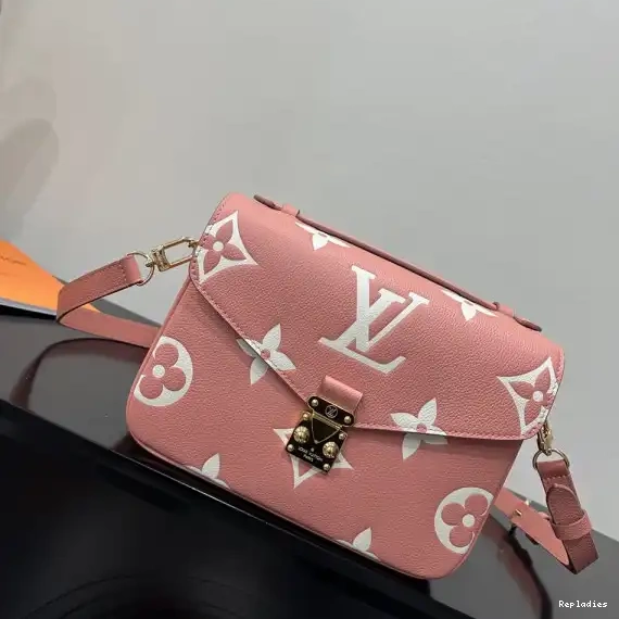 POCHETTE MÉTIS LOUIS VUITTON 0512